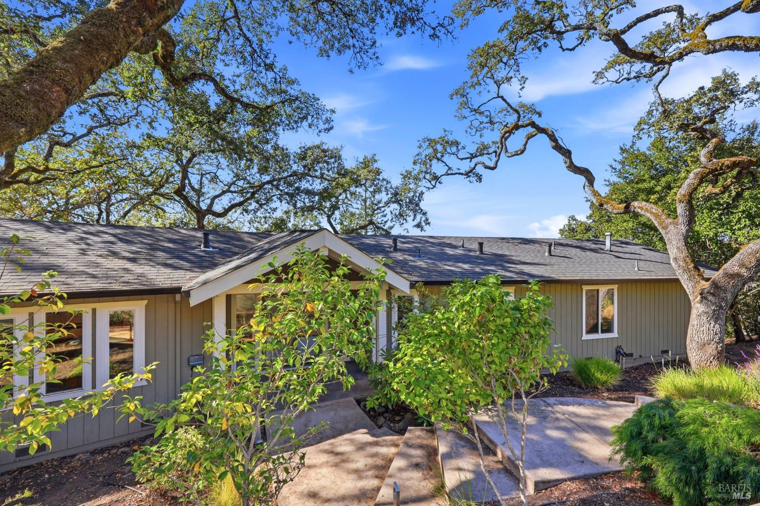 3465 Ridgeview Drive Santa Rosa CA 95404