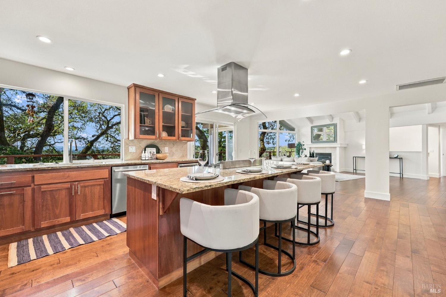 3465 Ridgeview Drive Santa Rosa CA 95404