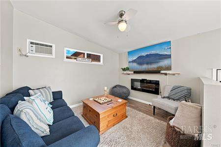 2890 Silverado Lane Clearlake CA 95422