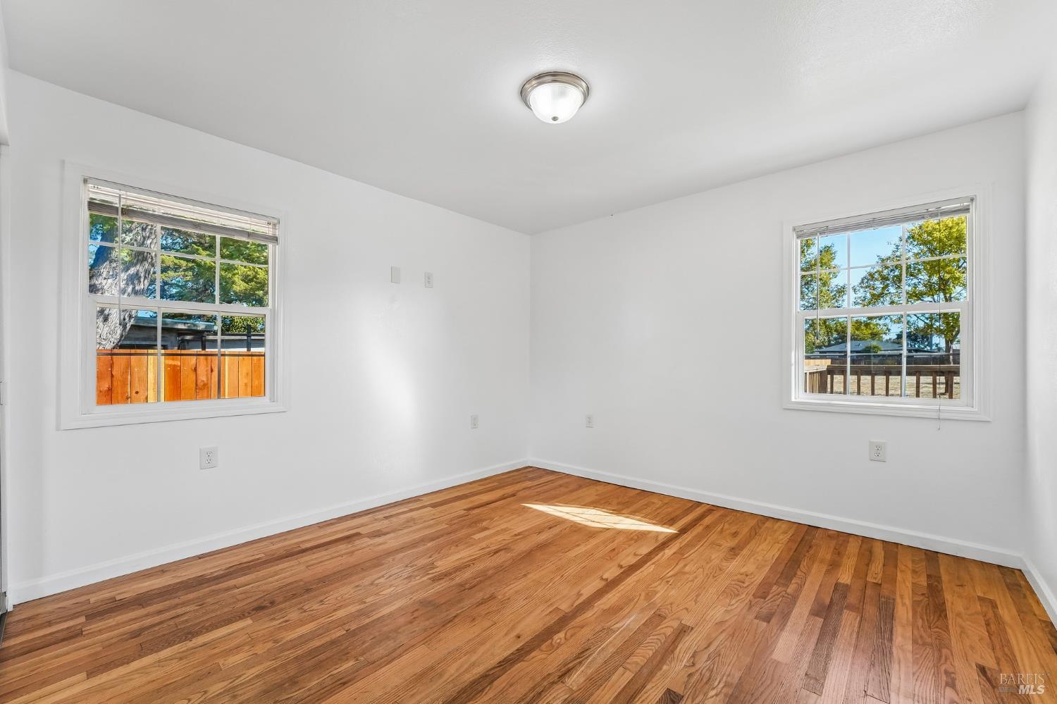 1492 Gloria Drive Santa Rosa CA 95407