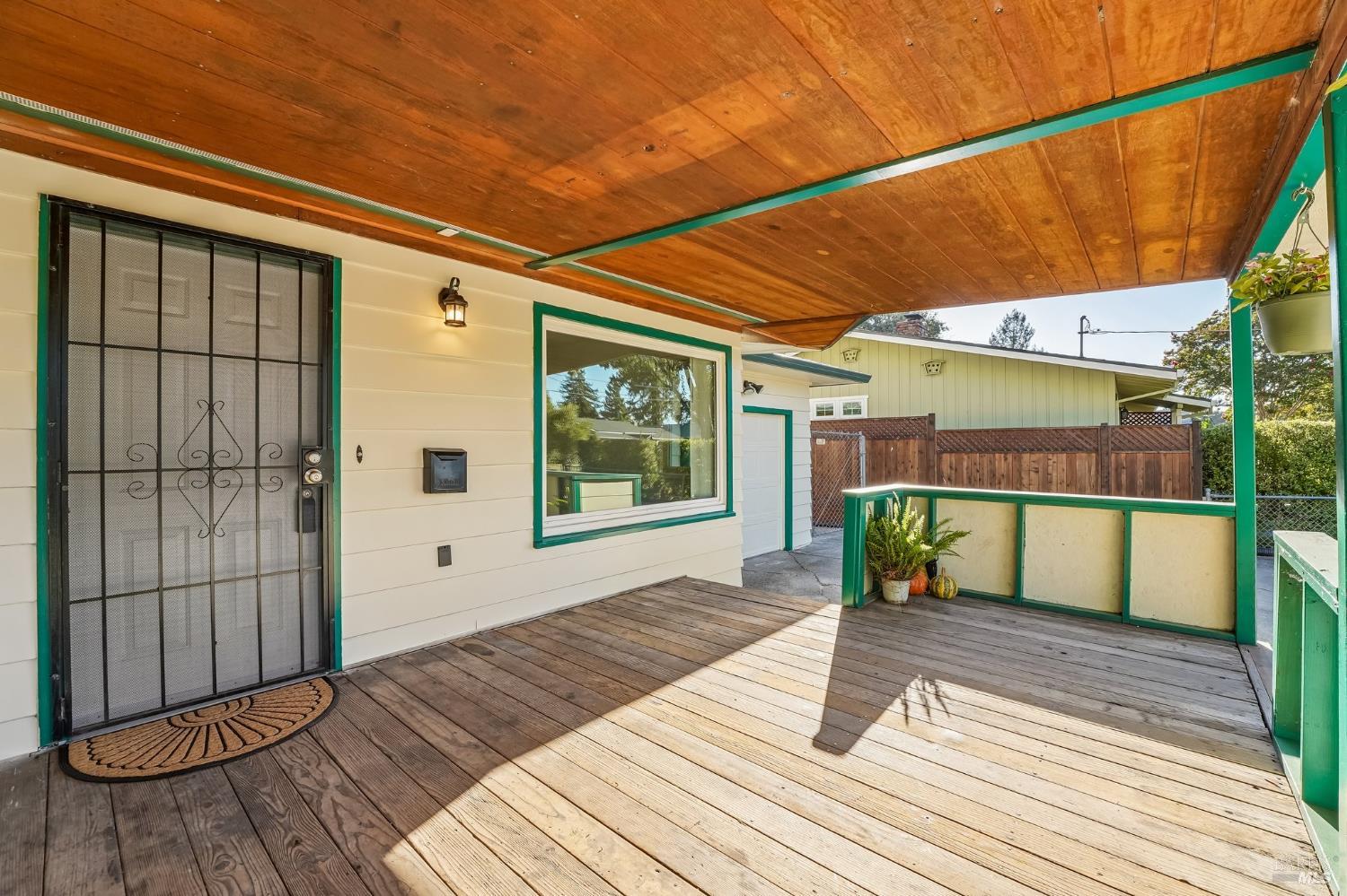 1492 Gloria Drive Santa Rosa CA 95407