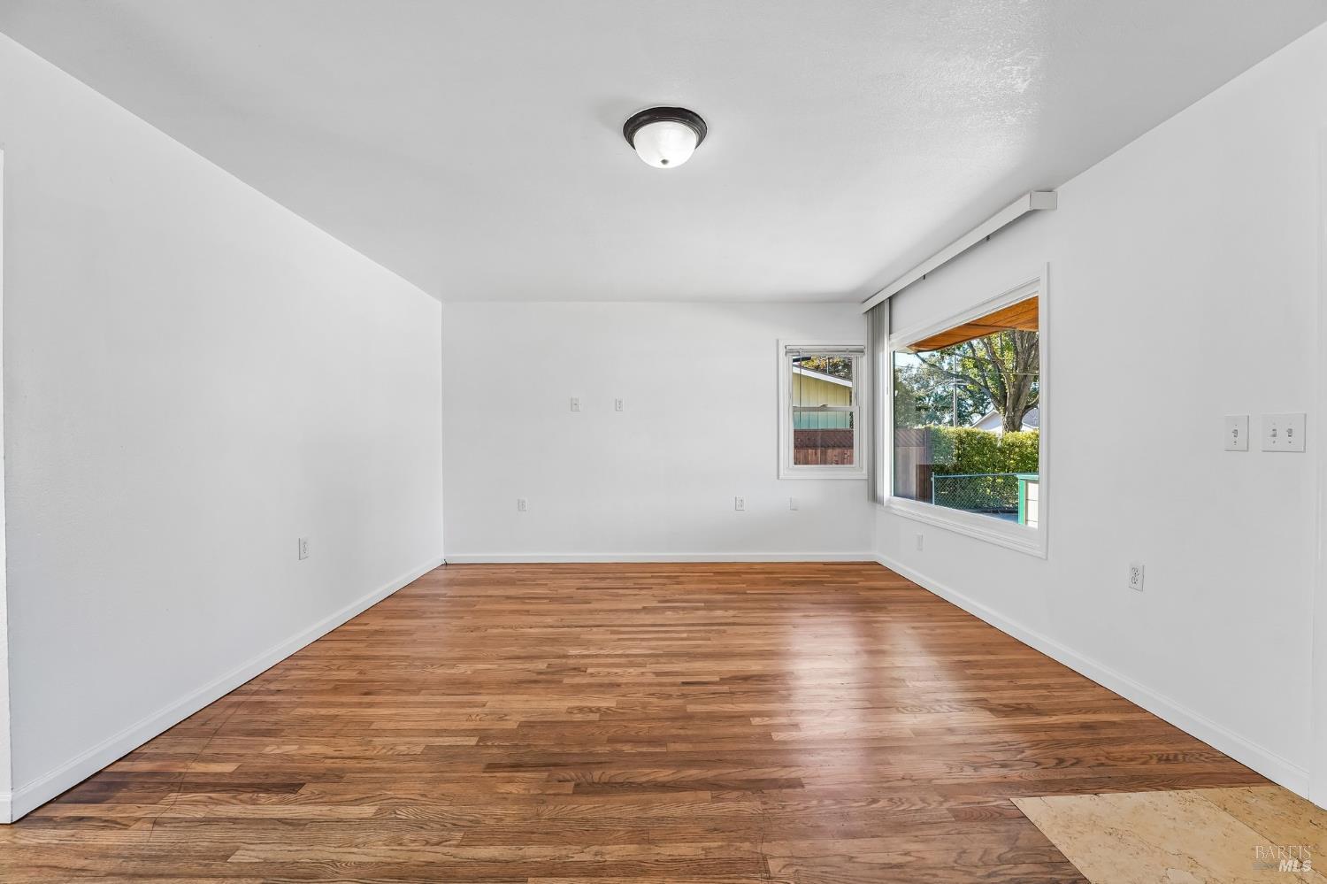 1492 Gloria Drive Santa Rosa CA 95407