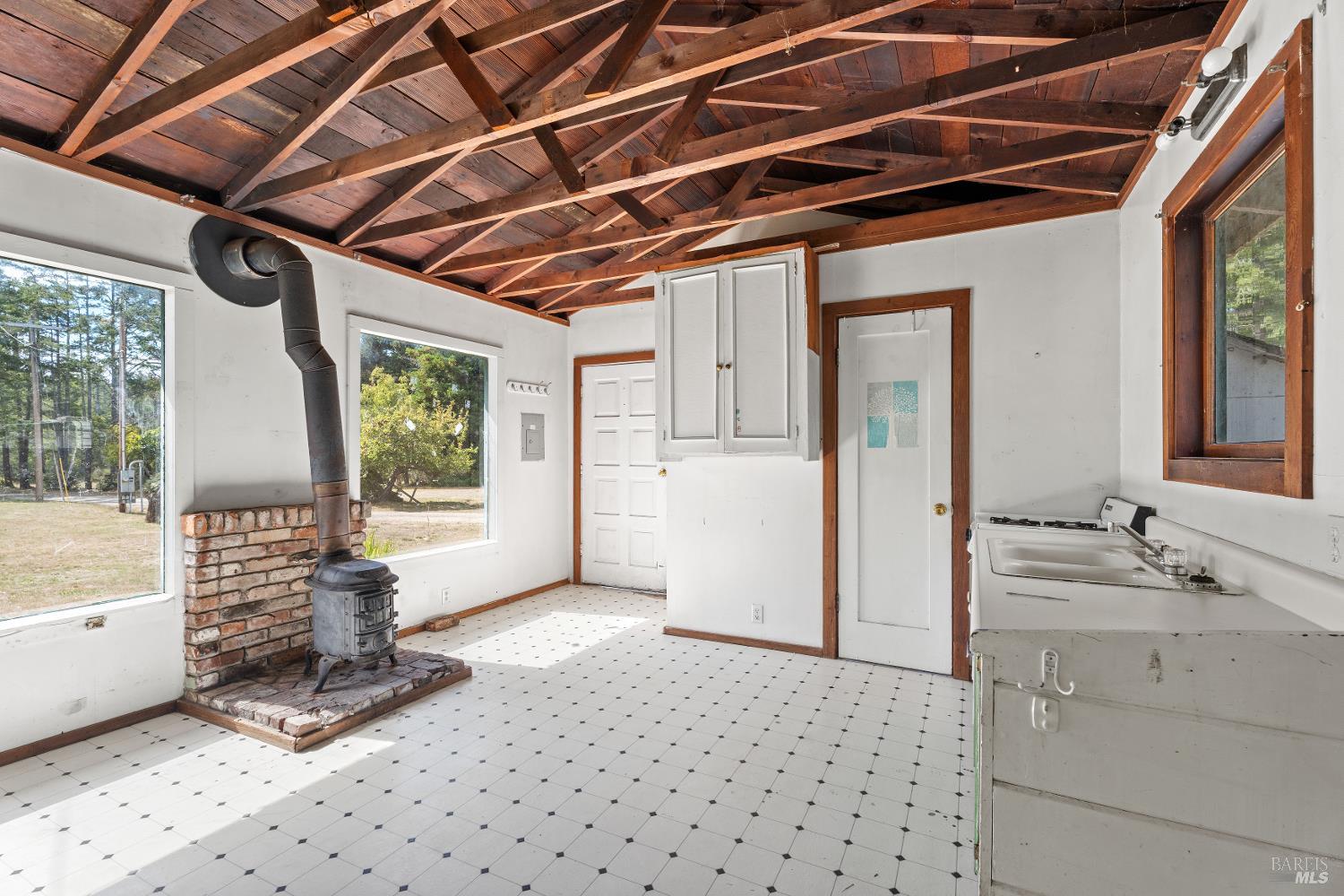 42500 Little Lake Road Mendocino CA 95460