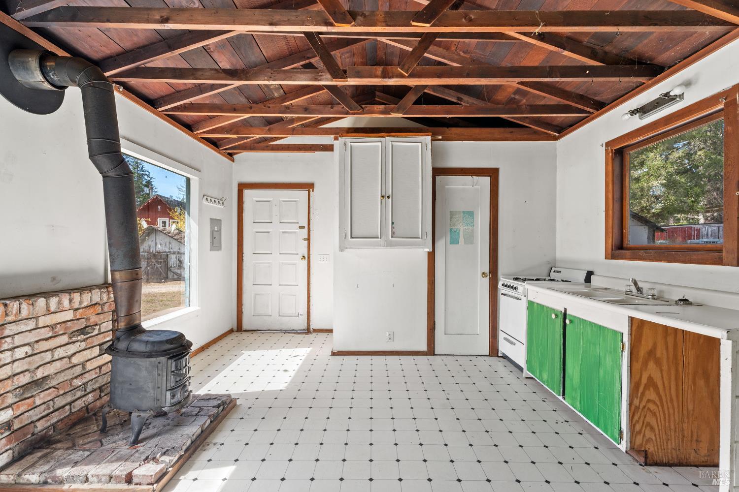 42500 Little Lake Road Mendocino CA 95460