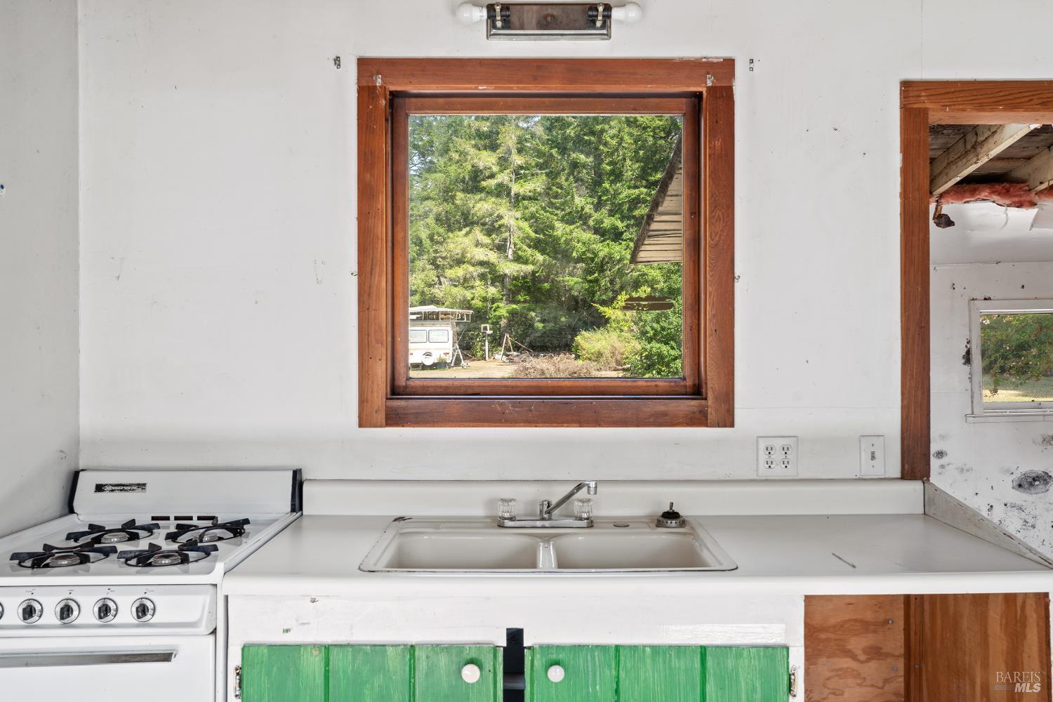 42500 Little Lake Road Mendocino CA 95460