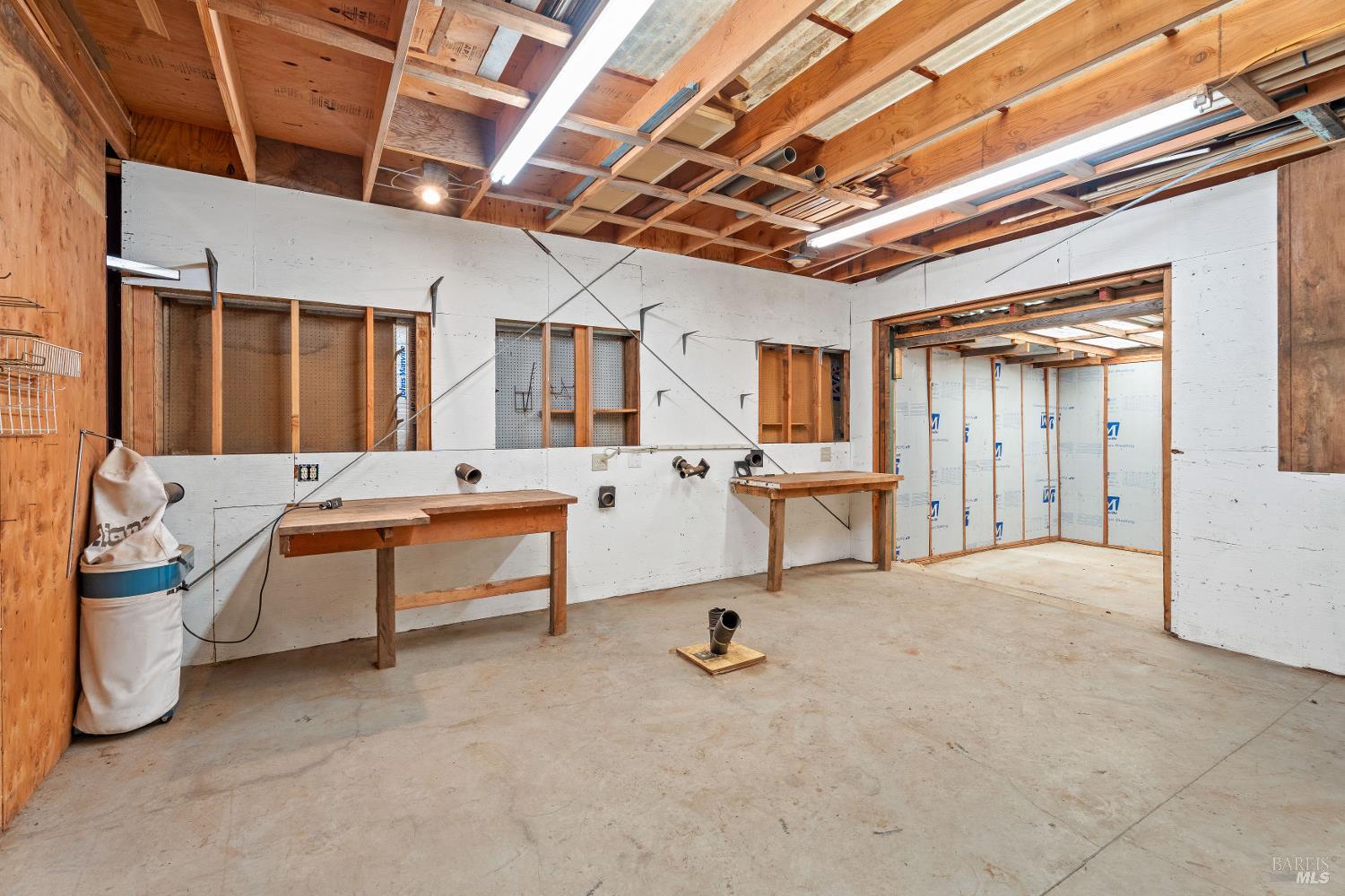42500 Little Lake Road Mendocino CA 95460