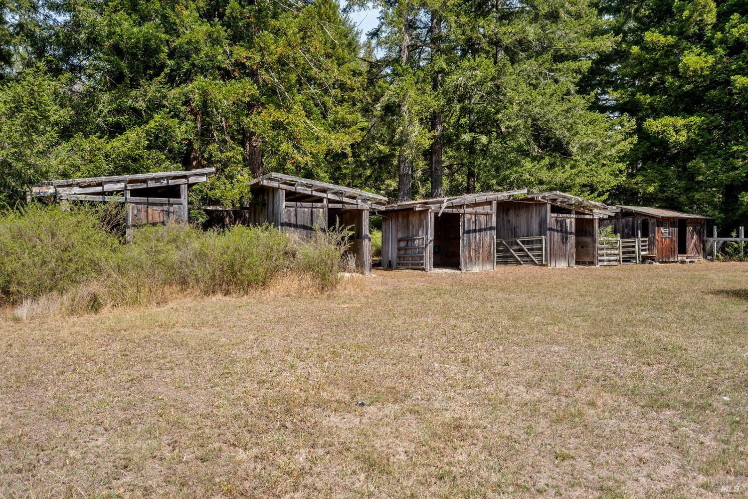 42500 Little Lake Road Mendocino CA 95460