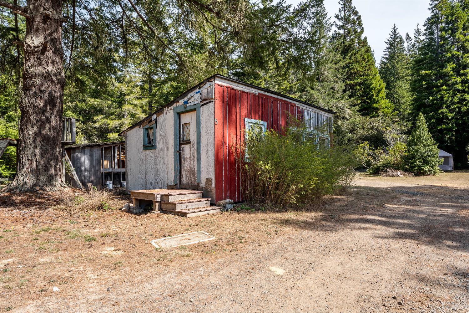 42500 Little Lake Road Mendocino CA 95460