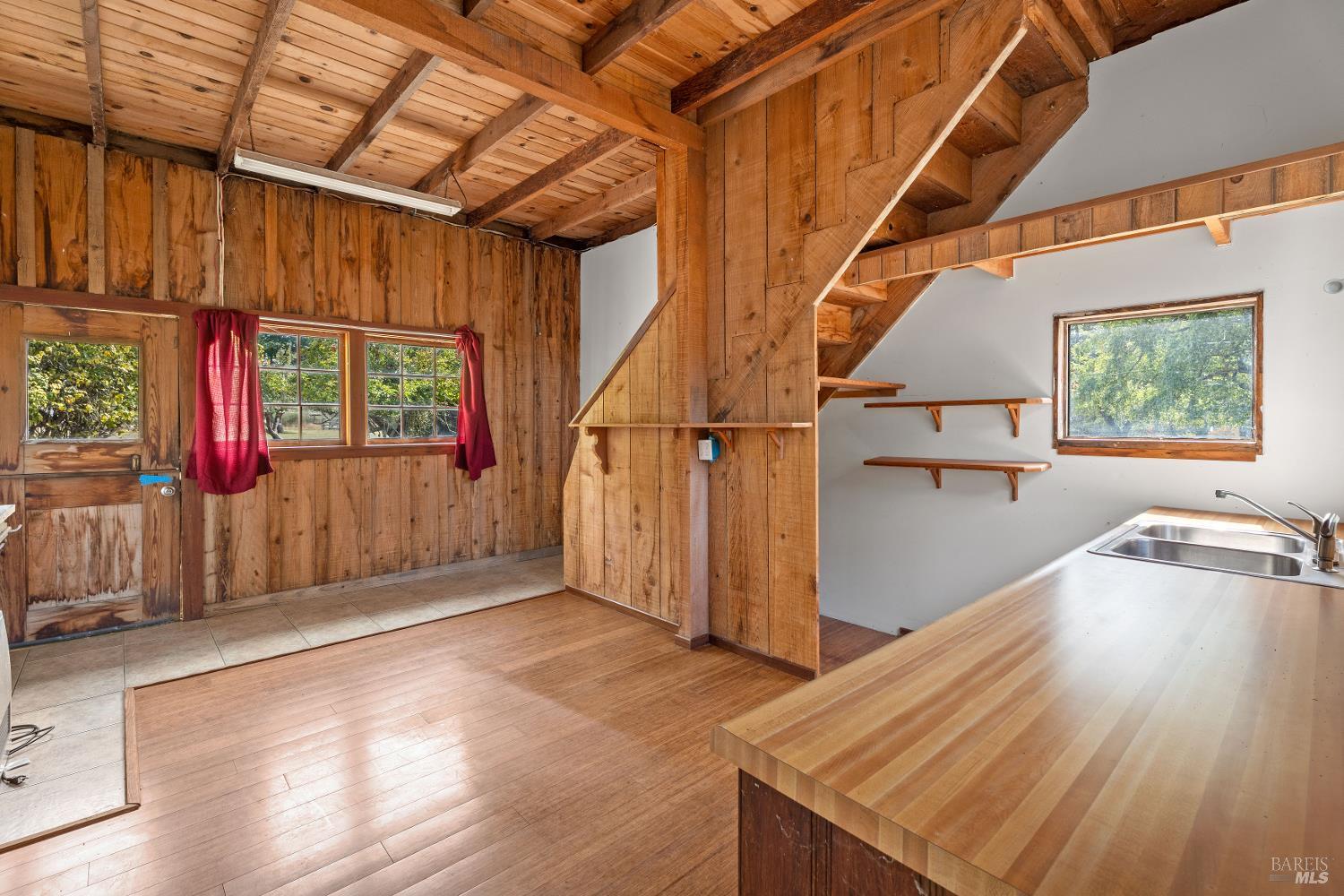 42500 Little Lake Road Mendocino CA 95460