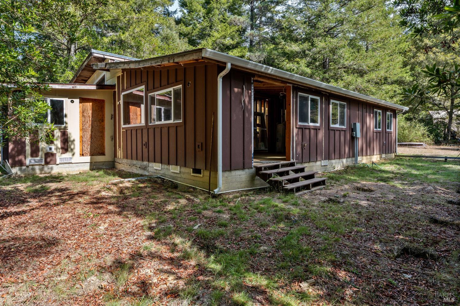 42500 Little Lake Road Mendocino CA 95460