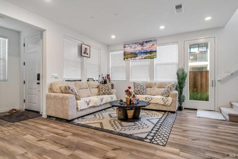 1594 NE Waterside Lane NE Rohnert Park CA 94928