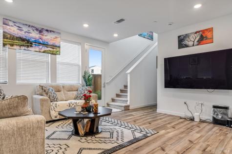 1594 NE Waterside Lane NE Rohnert Park CA 94928