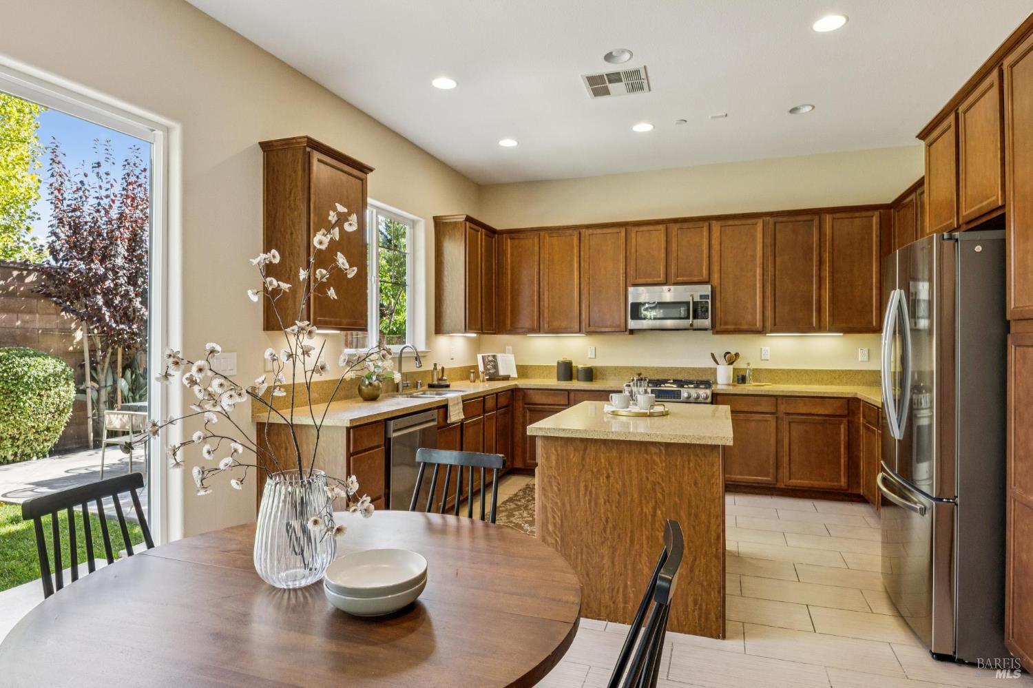 1688 Southview Drive Petaluma CA 94954