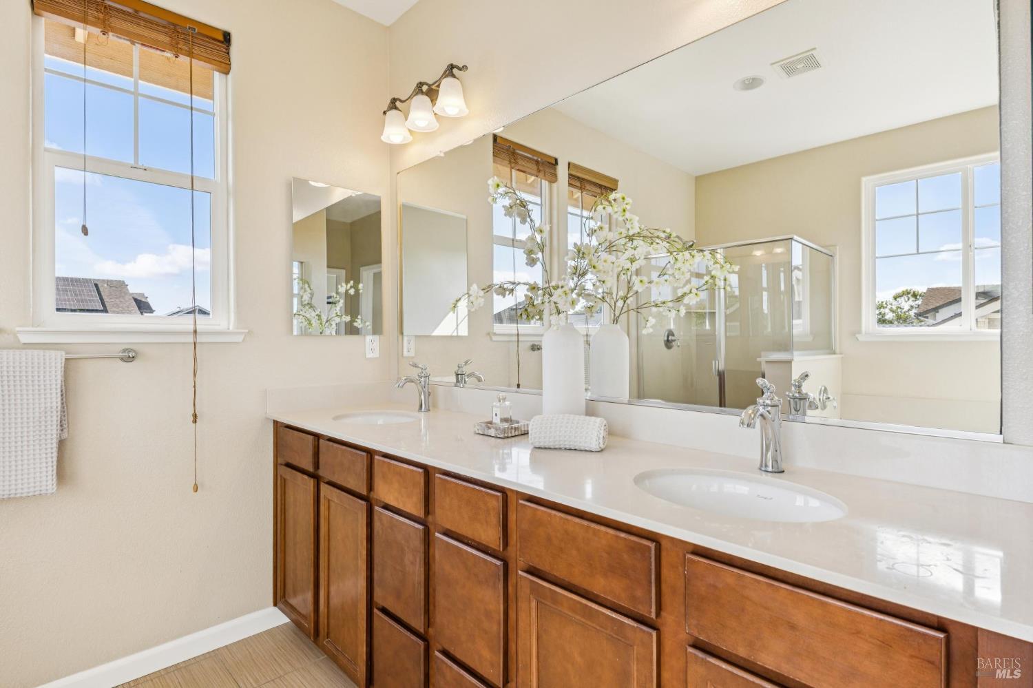 1688 Southview Drive Petaluma CA 94954