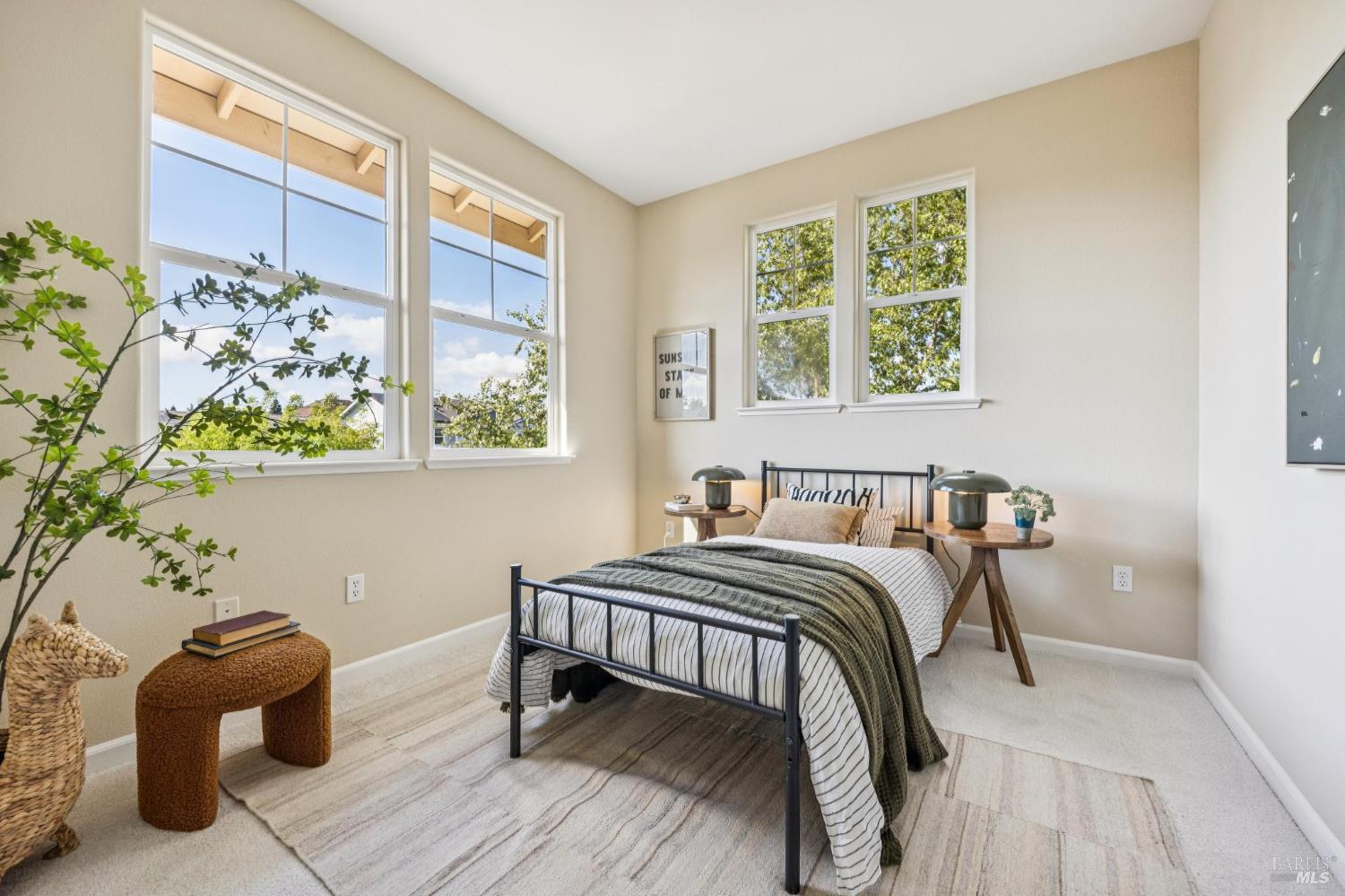 1688 Southview Drive Petaluma CA 94954