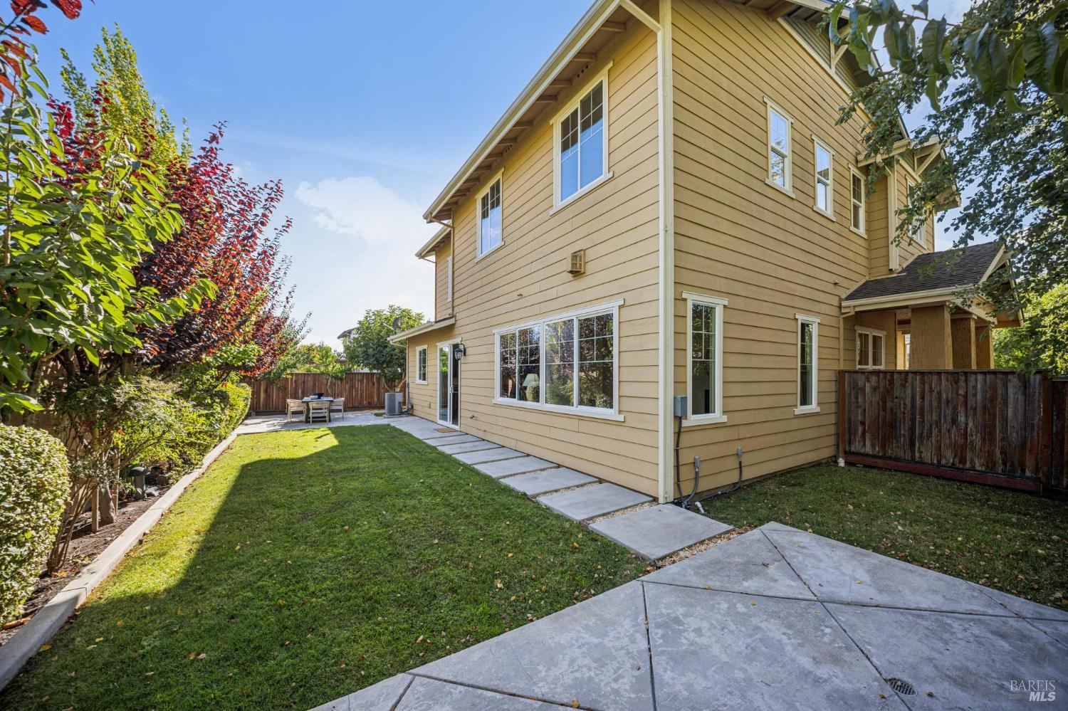 1688 Southview Drive Petaluma CA 94954
