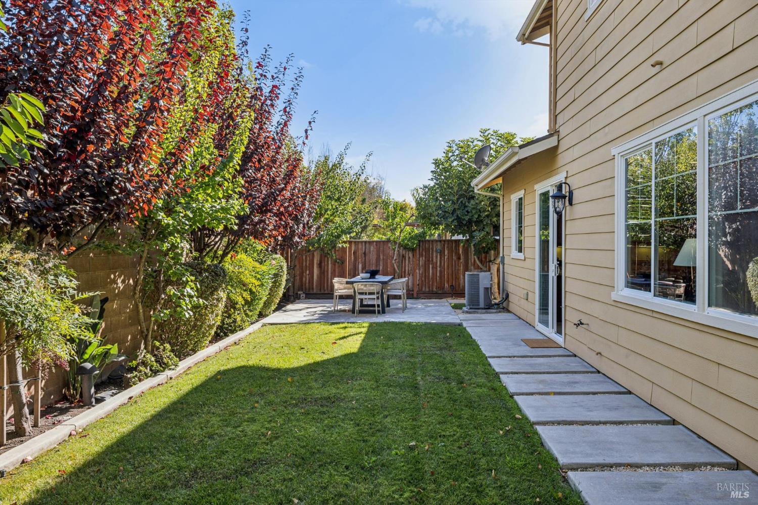 1688 Southview Drive Petaluma CA 94954