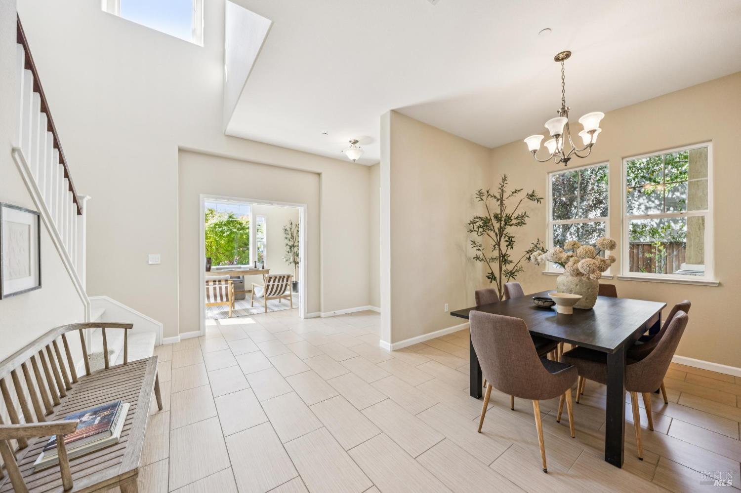 1688 Southview Drive Petaluma CA 94954