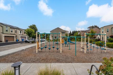 10 Birch Haven Way Santa Rosa CA 95407