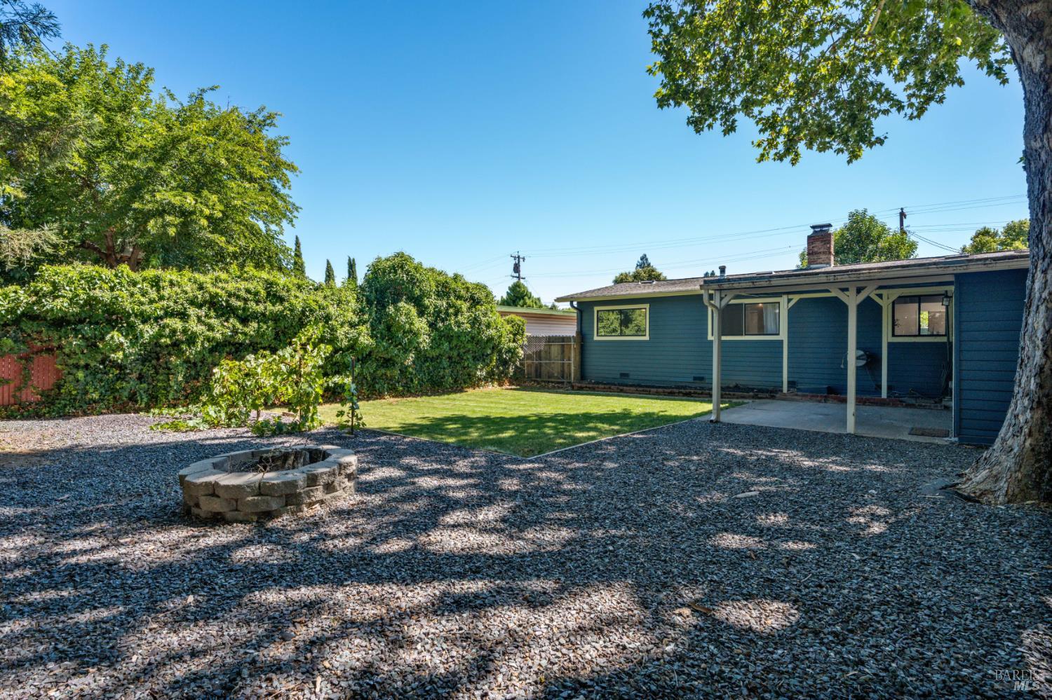 1808 S Dora Street Ukiah CA 95482