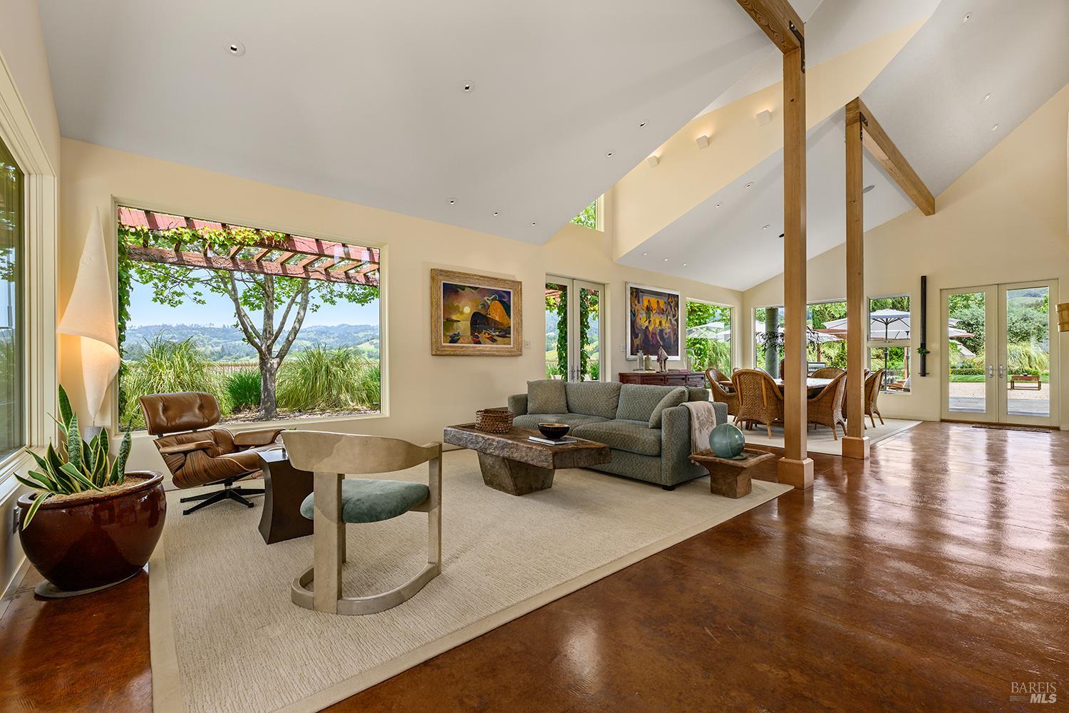 6003-6017 Red Winery Road Geyserville CA 95441