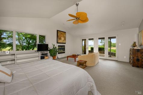 6003-6017 Red Winery Road Geyserville CA 95441