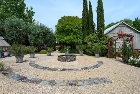 6003-6017 Red Winery Road Geyserville CA 95441