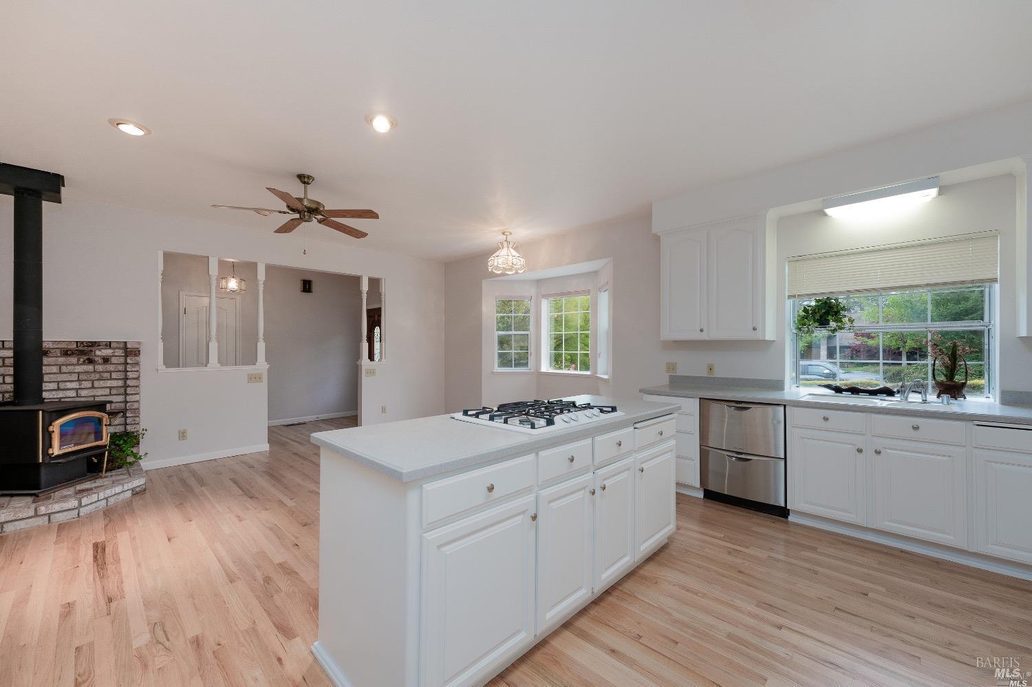 1550 Crane Terrace Ukiah CA 95482