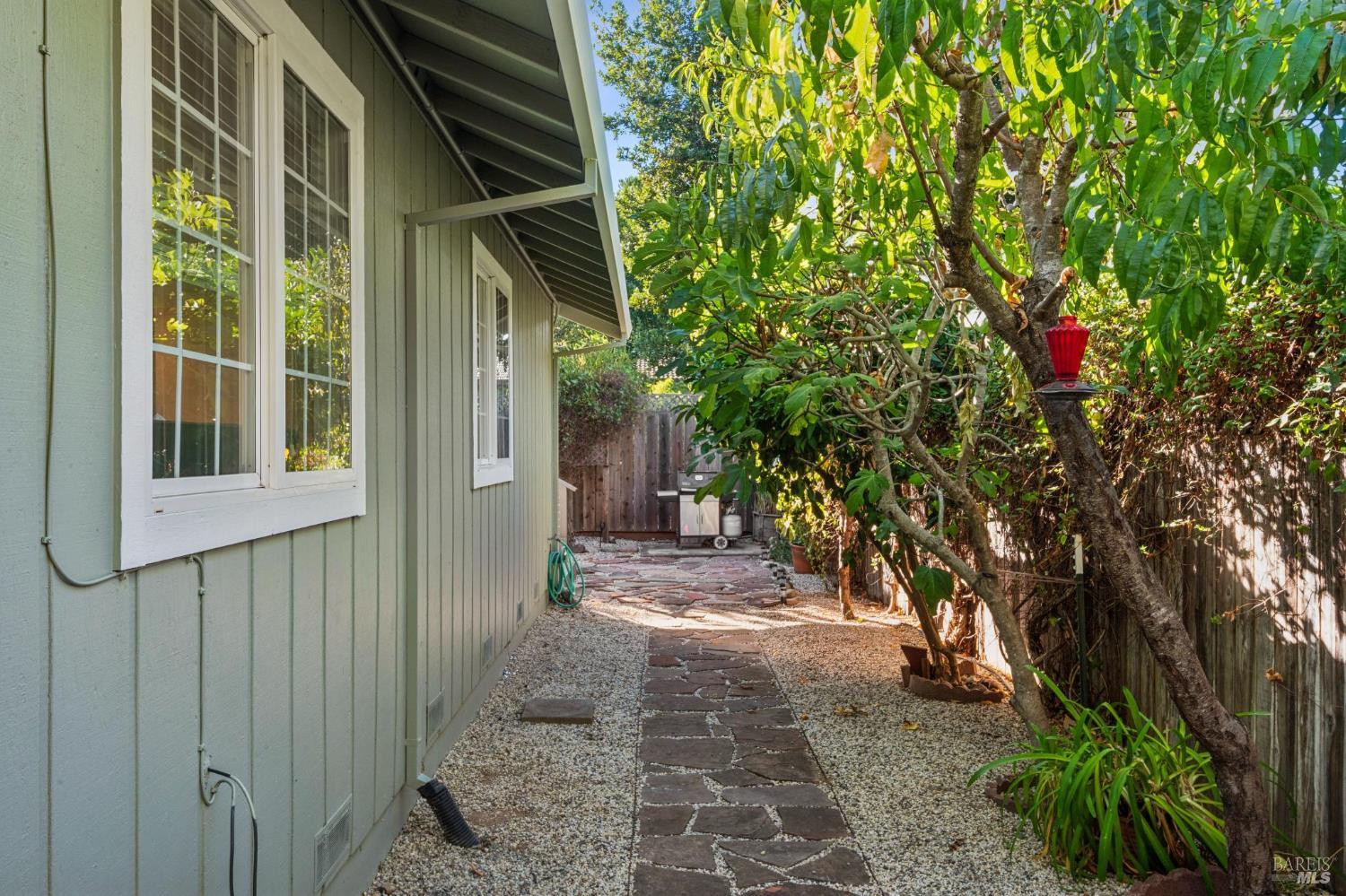 661 Verano Avenue Sonoma CA 95476