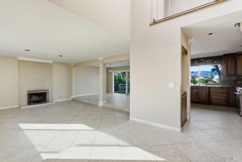 36 Del Oro Lagoon Novato CA 94949
