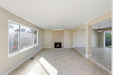 36 Del Oro Lagoon Novato CA 94949