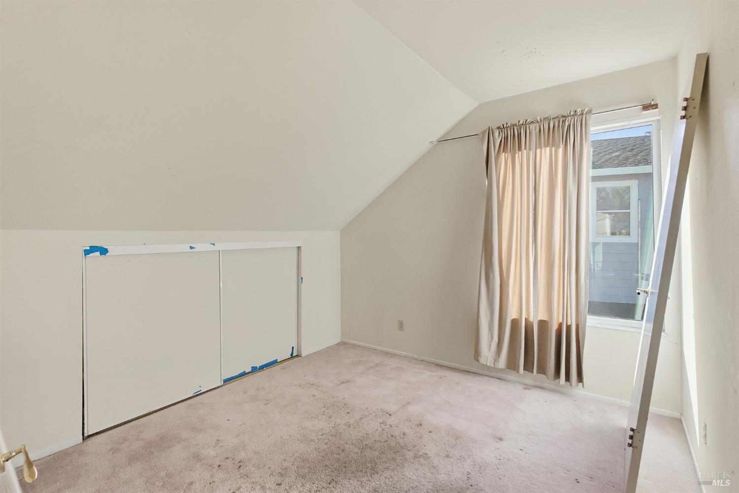 36 Del Oro Lagoon Novato CA 94949