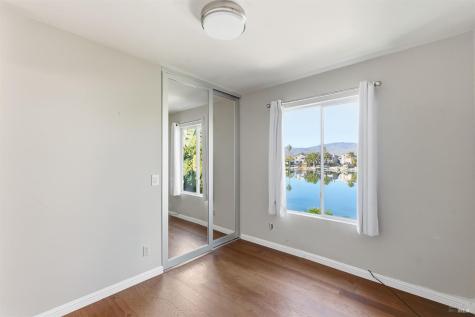 36 Del Oro Lagoon Novato CA 94949
