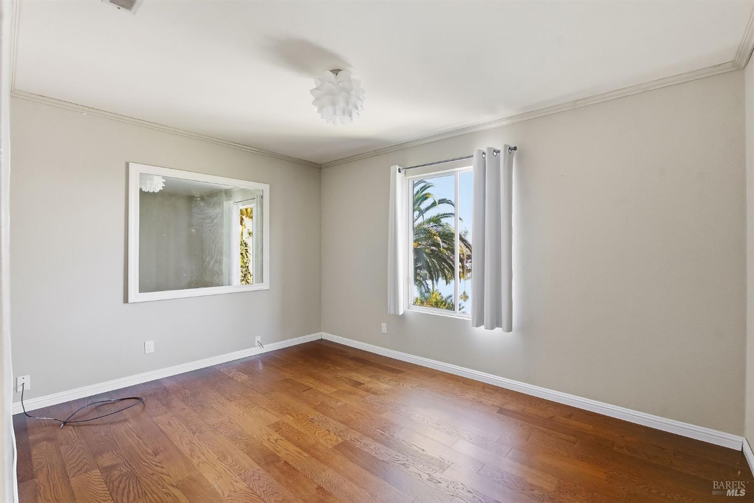 36 Del Oro Lagoon Novato CA 94949