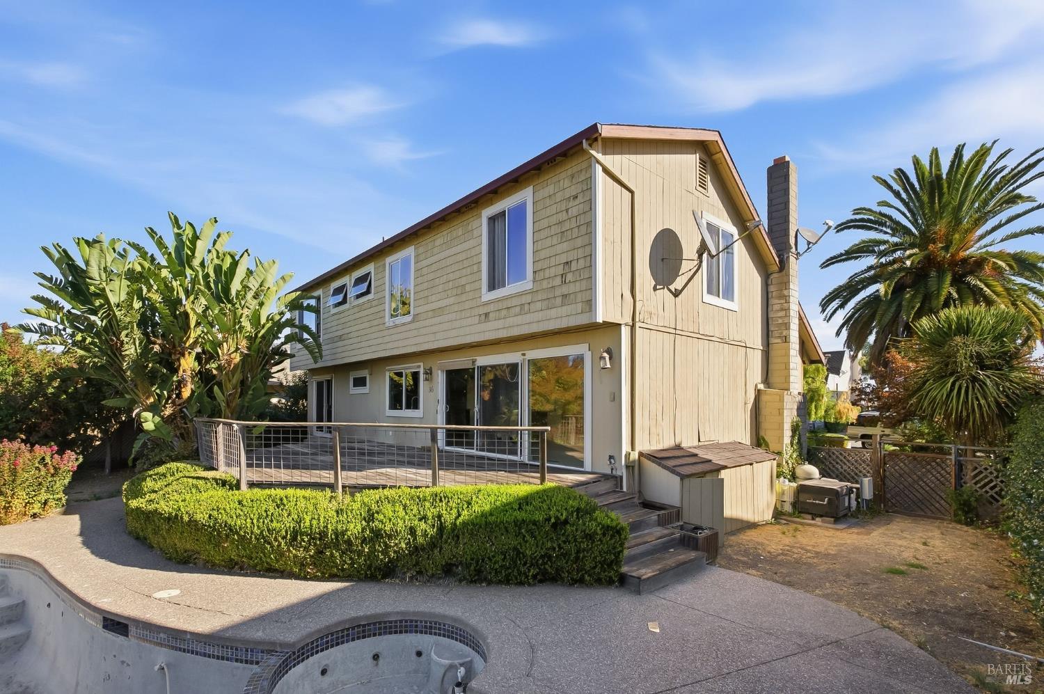 36 Del Oro Lagoon Novato CA 94949