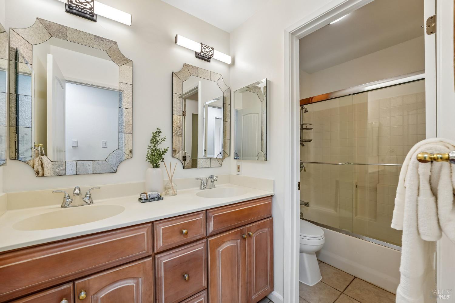 418 Larkin Drive Benicia CA 94510