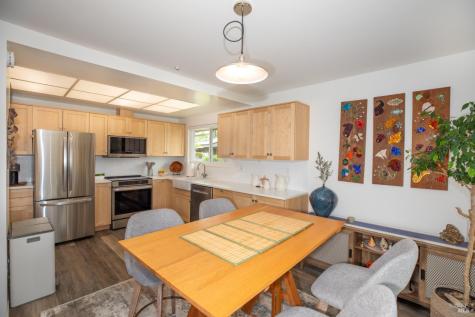 14 Woodgreen Street Santa Rosa CA 95409