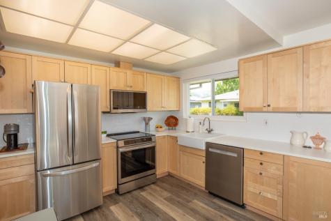 14 Woodgreen Street Santa Rosa CA 95409