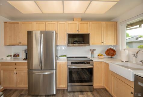 14 Woodgreen Street Santa Rosa CA 95409
