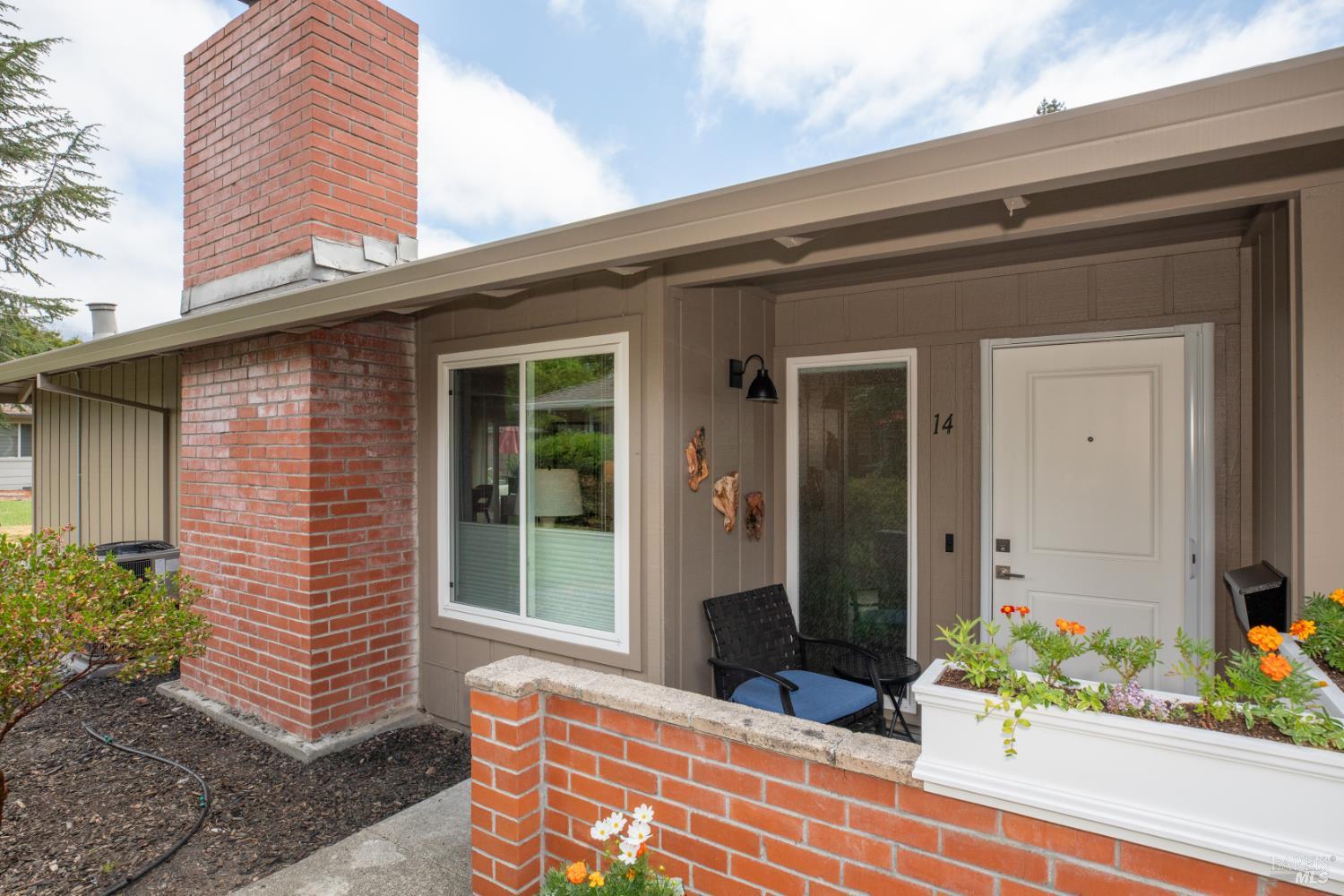 14 Woodgreen Street Santa Rosa CA 95409