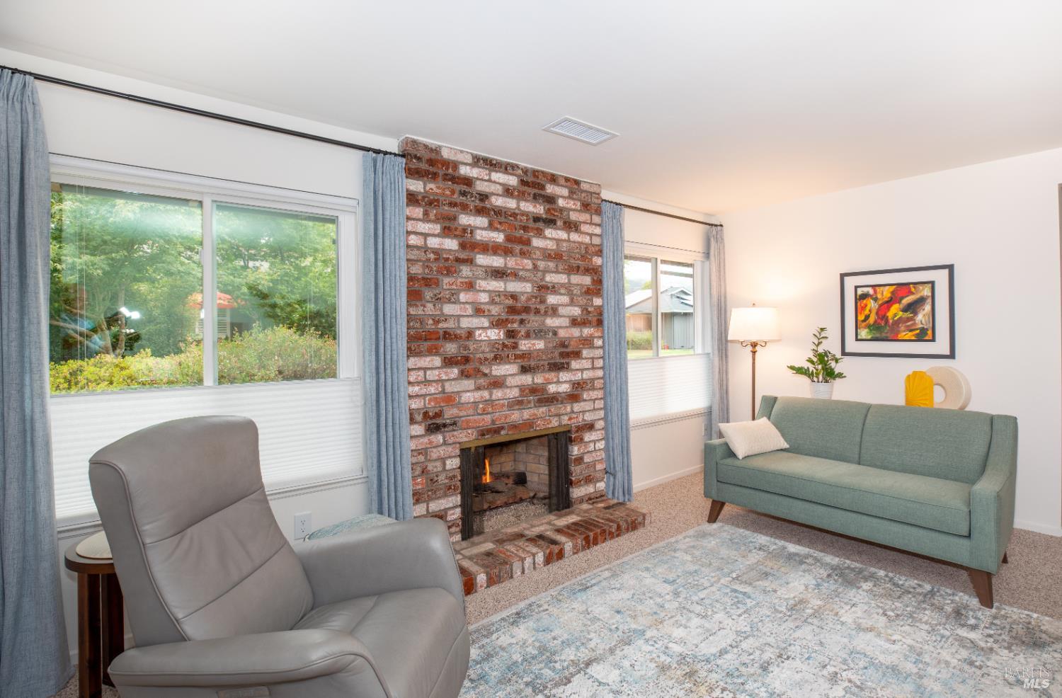 14 Woodgreen Street Santa Rosa CA 95409
