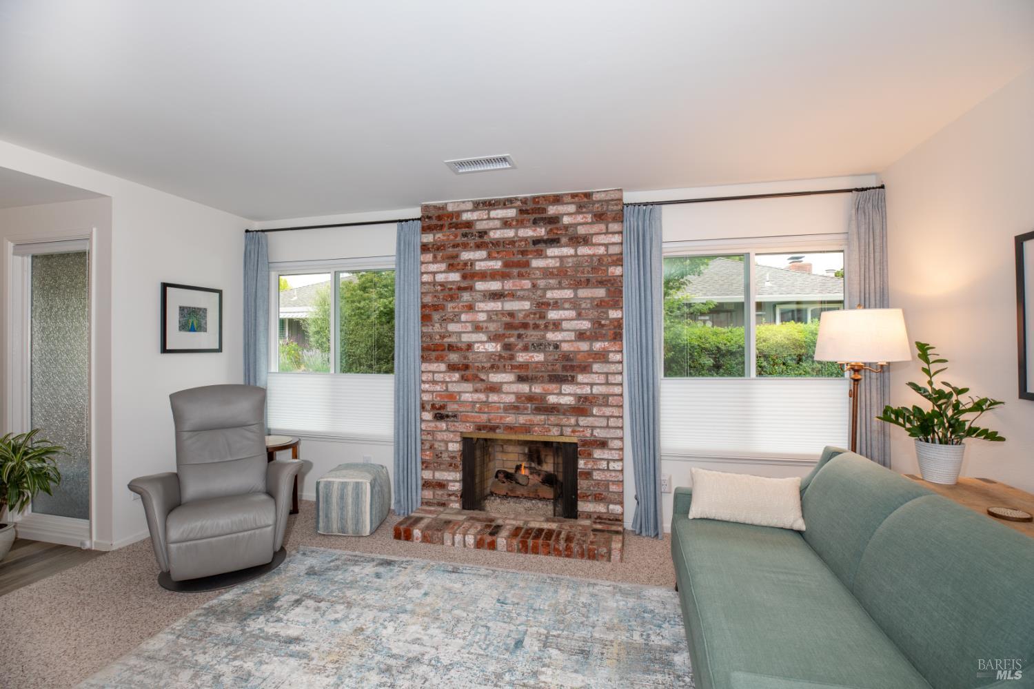 14 Woodgreen Street Santa Rosa CA 95409