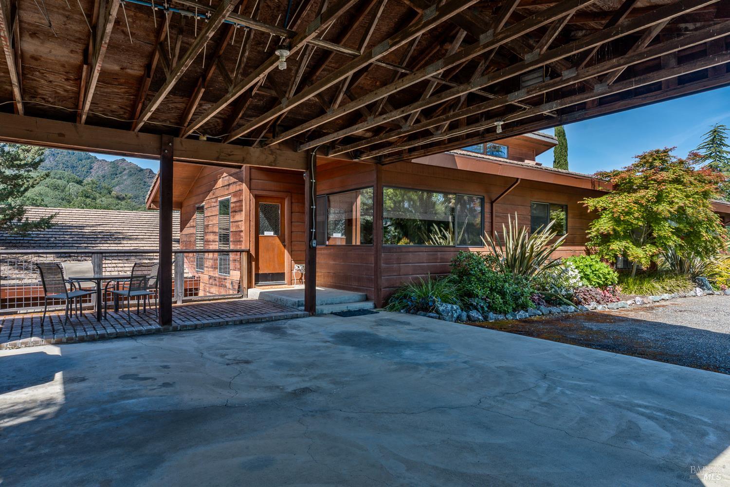 100 Lafranchi Road Hopland CA 95449