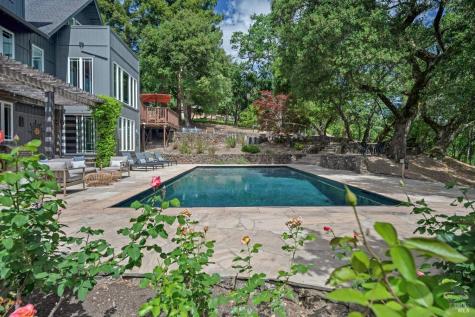 3745 Grove Street Sonoma CA 95476