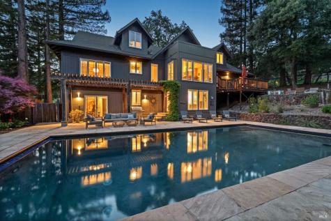 3745 Grove Street Sonoma CA 95476