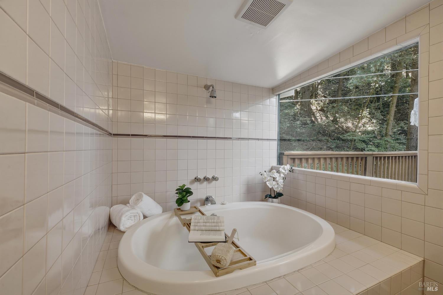 11725 Tunstall Drive Guerneville CA 95446