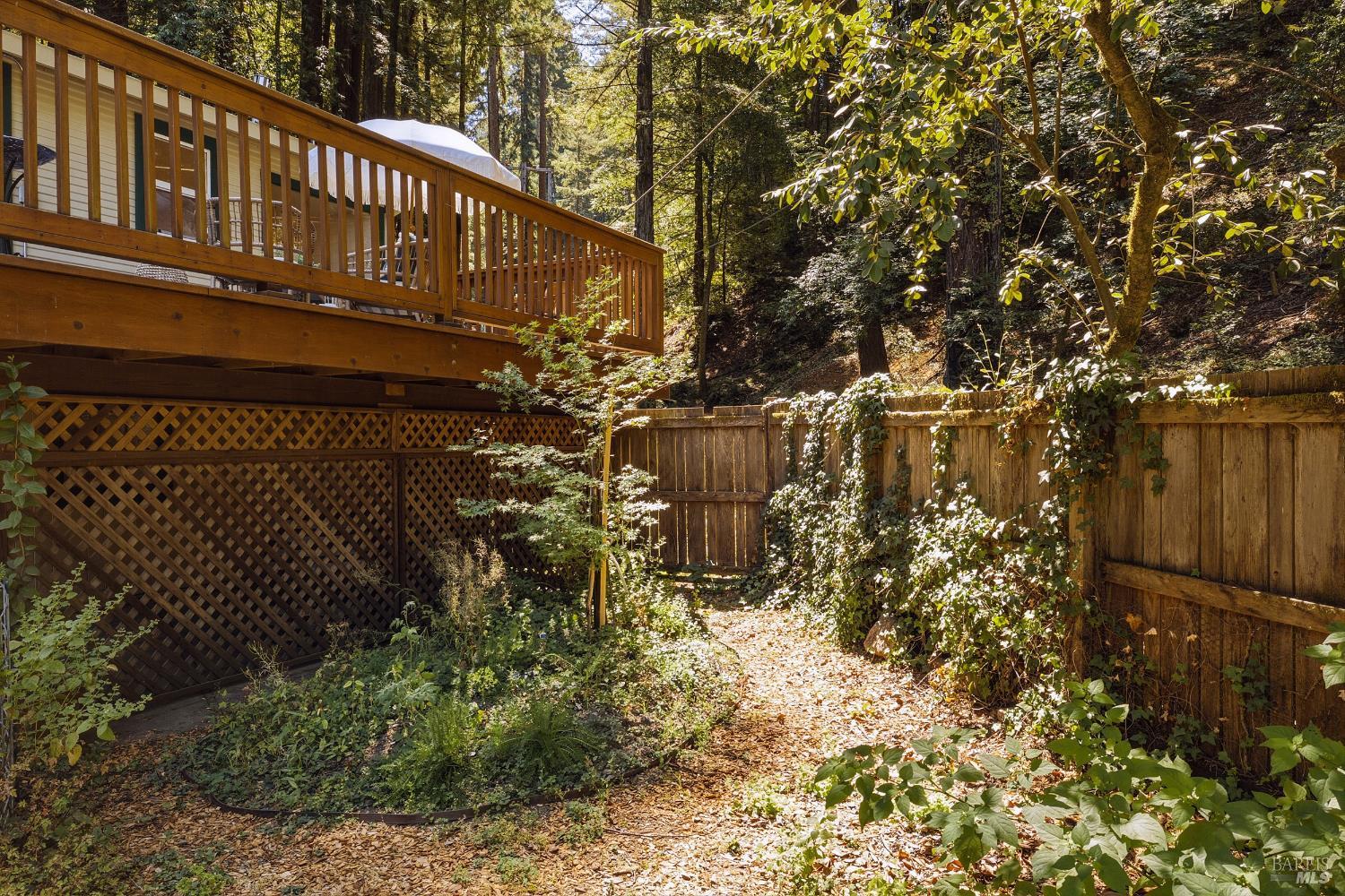 11725 Tunstall Drive Guerneville CA 95446