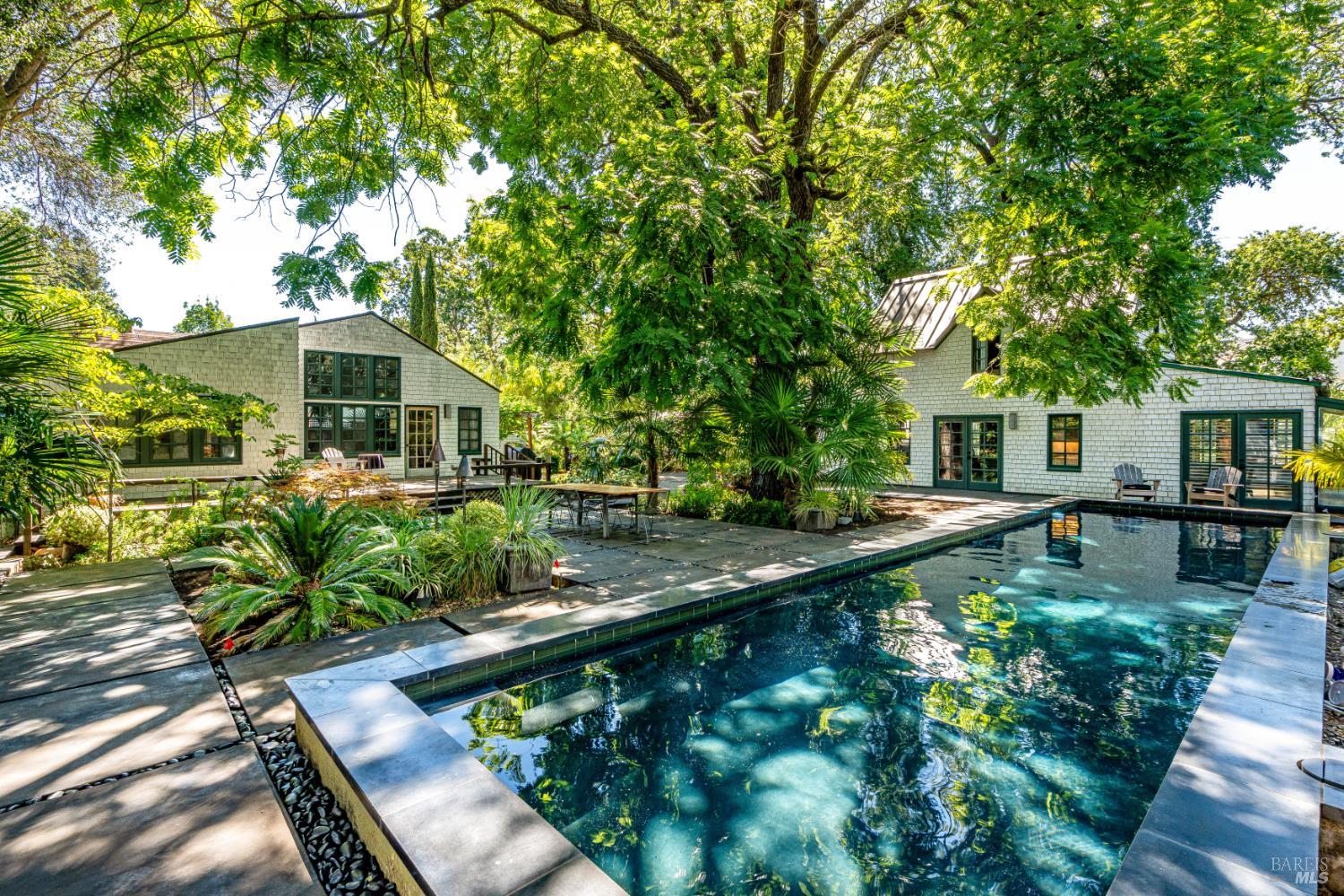 6641-6641A Yount Street Yountville CA 94599
