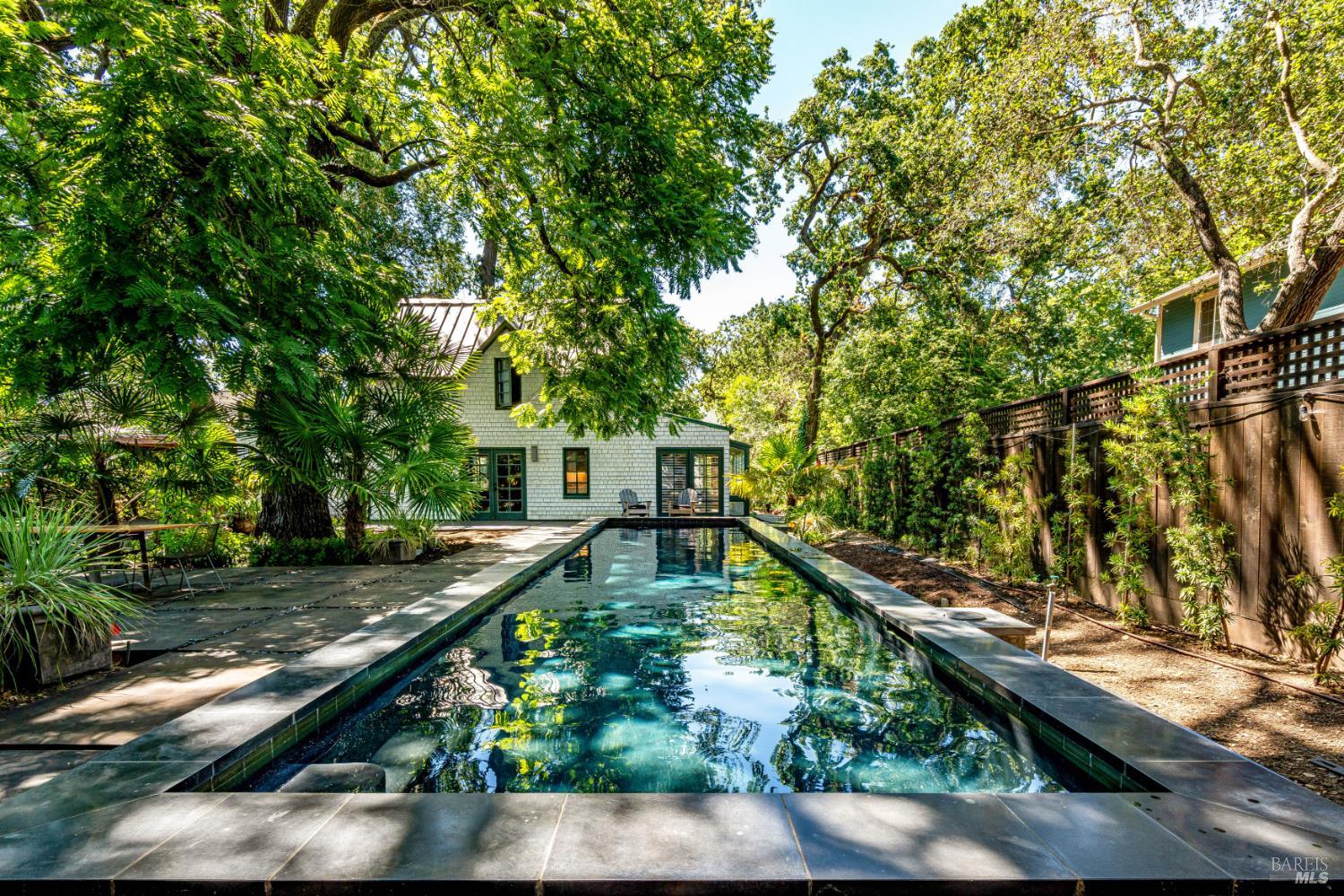 6641-6641A Yount Street Yountville CA 94599