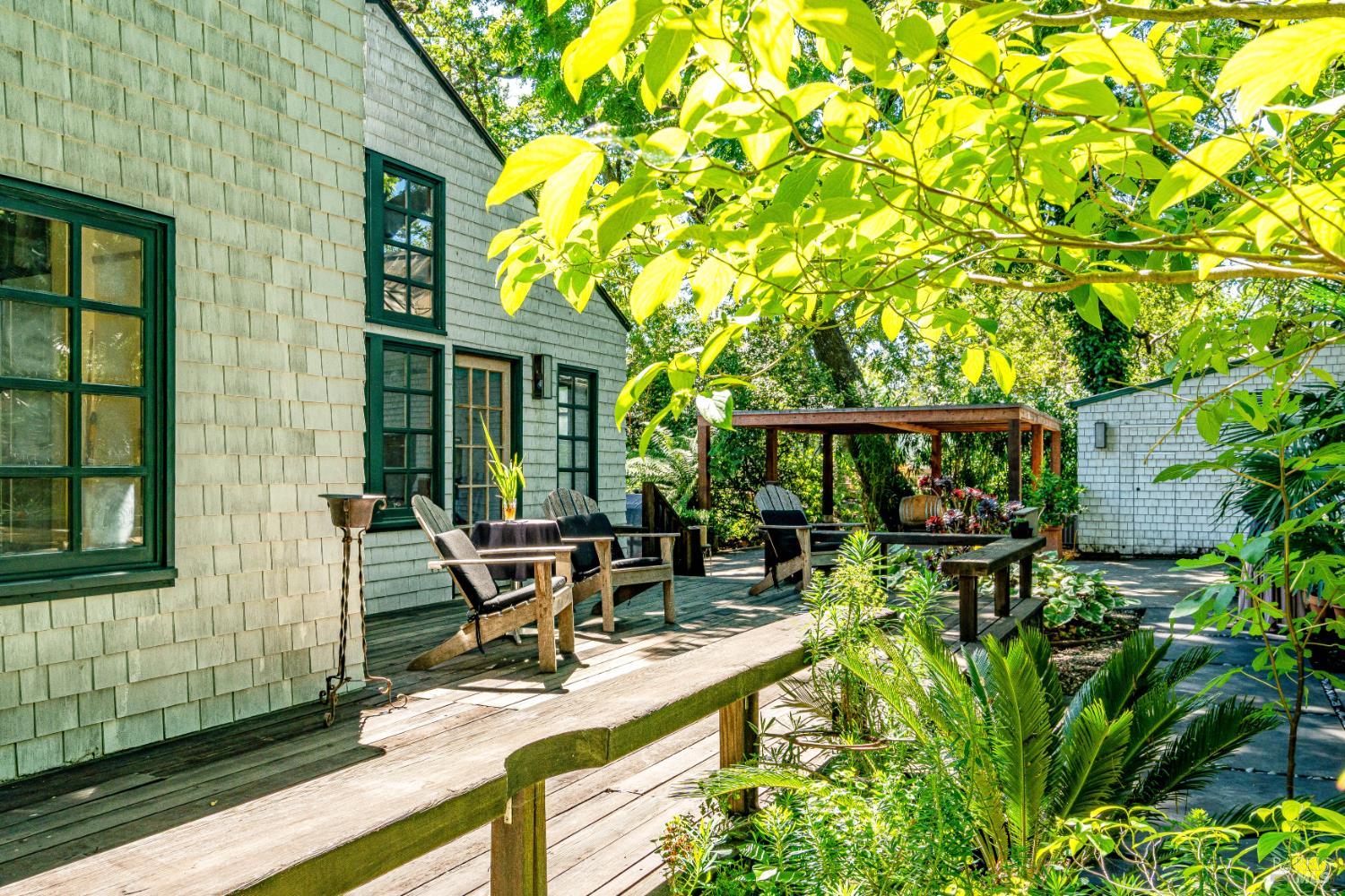 6641-6641A Yount Street Yountville CA 94599